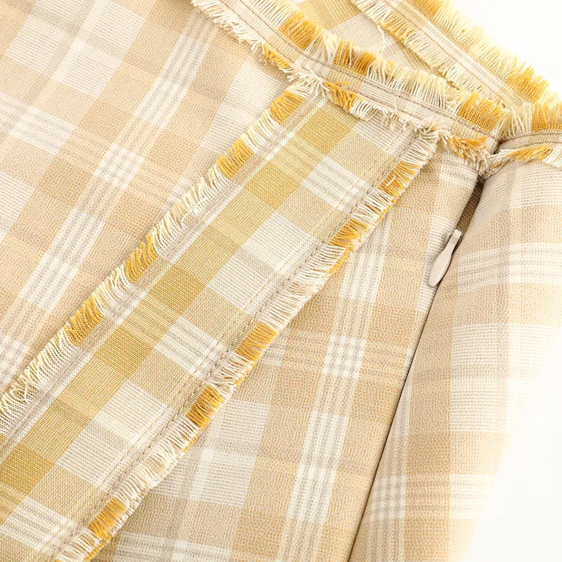 Coating Plaid Patch Raw Edge Choppy Skirt