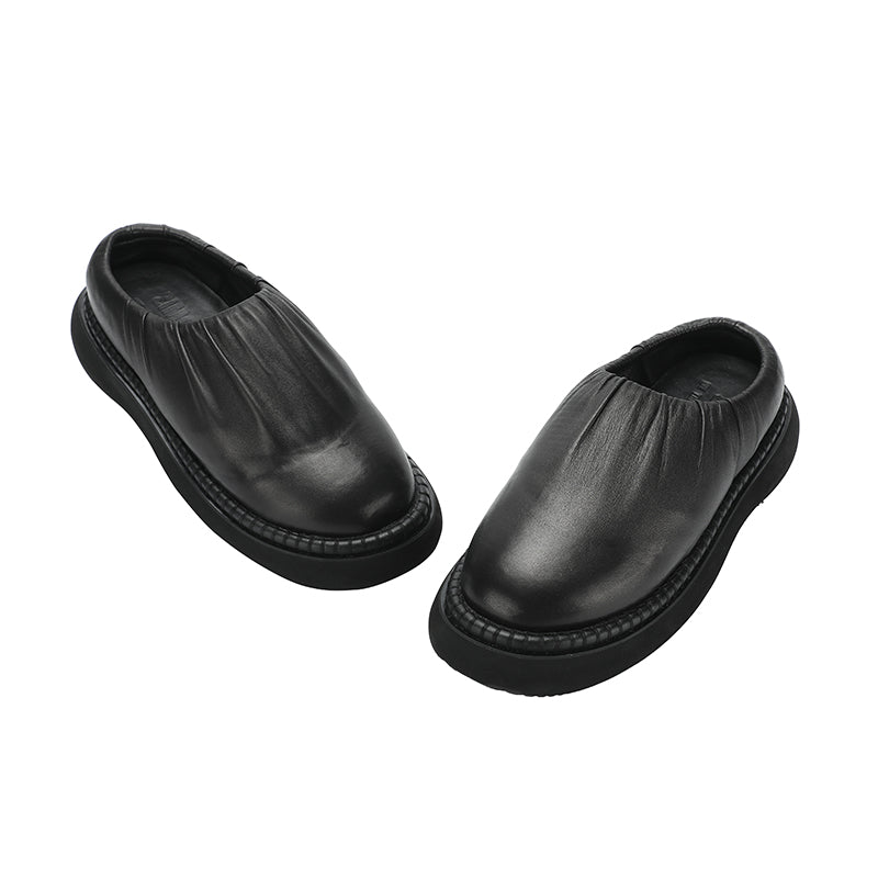 Black Leather Shirring Loafers